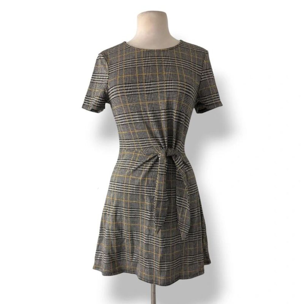 Speechless Plaid Tie Front Dress M Black Yellow Dark Academia Grunge Skater Mini